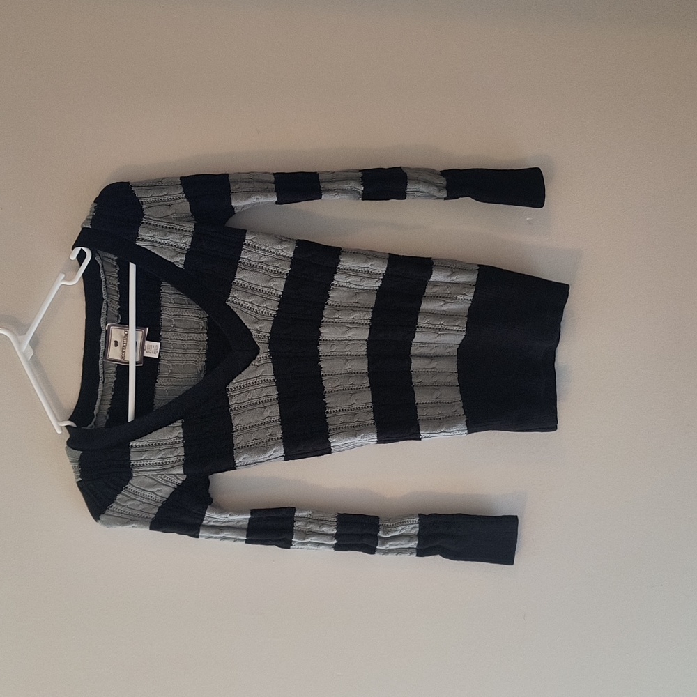 Ladies sweater
